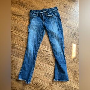 American Eagle- Size 8- Skinny Kick Jean